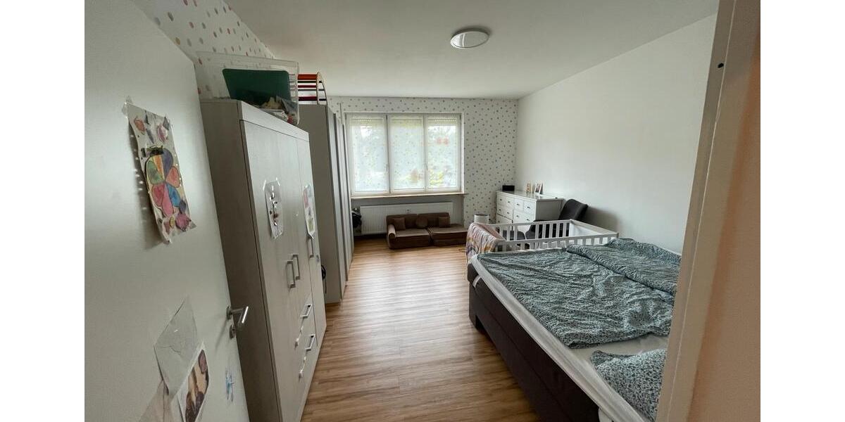 Erdgeschoßwohnung Postbauer-Heng Heng - 4 Zimmer, 130 m&sup2;, 399.000&euro; | Angebot:26885121