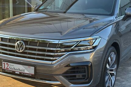 VW Touareg 198.237 km 34.990 € Wilnsdorf 57234