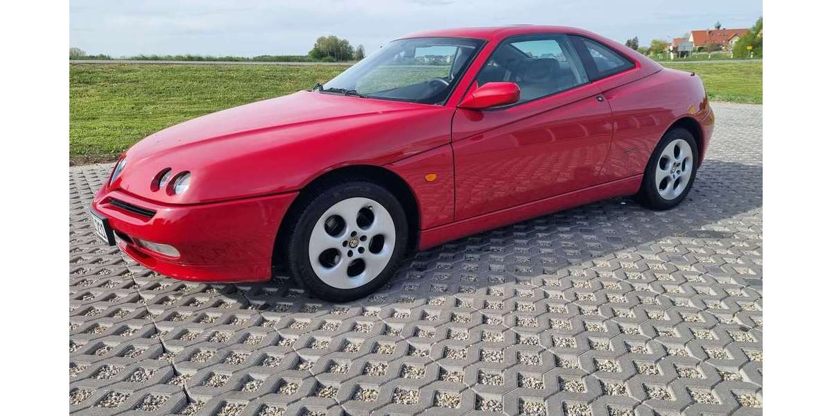 Alfa Romeo GTV 96.600 km 7.900 &euro; Fürstenfeldbruck 82256