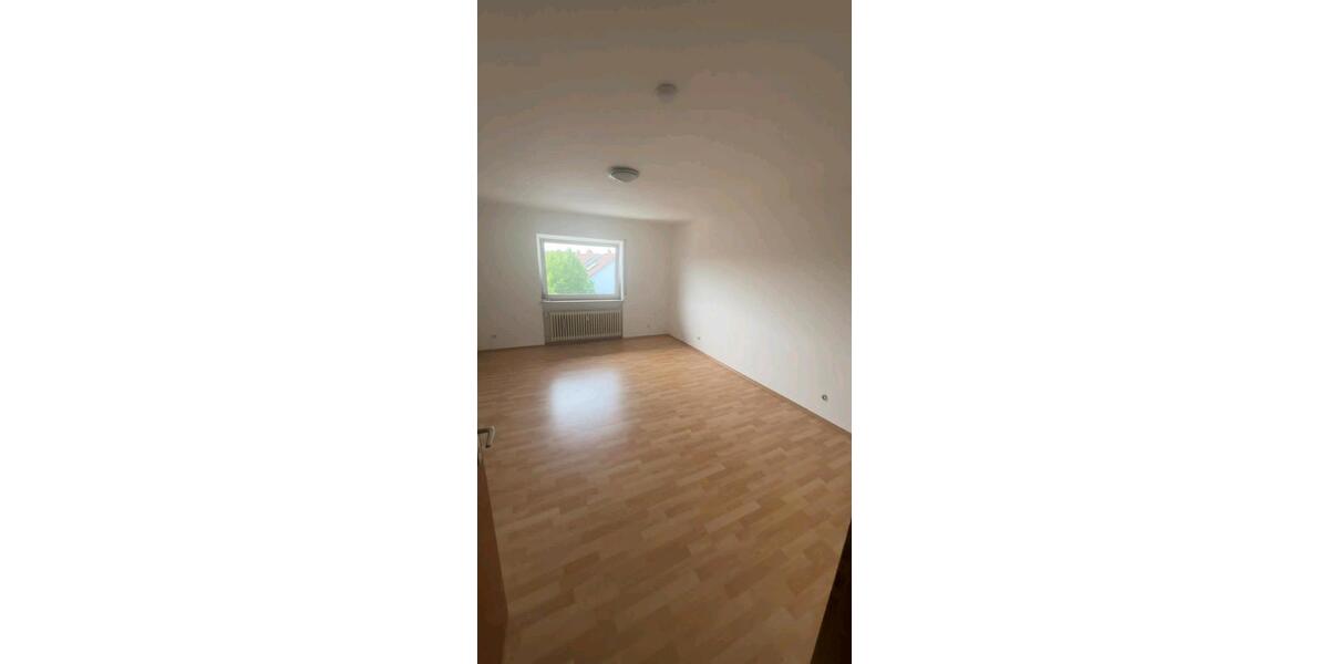 Etagenwohnung Rodgau - 3 Zimmer, 100 m&sup2;, 1.450&euro; | Angebot:26664717