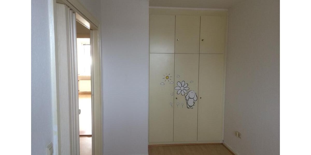2 Zimmer Wohnung in Diedrichsdorf mit Balkon+ Badewanne+Keller+DB 2 zimmer