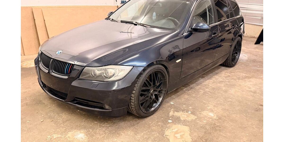 BMW 330 193.000 km 6.490 &euro; Rosenheim 83026