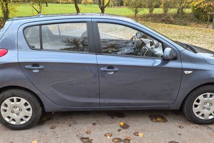 Hyundai i20 48.700 km 4.900 &euro; Reimlingen 86756