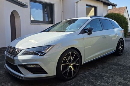 Seat Leon 62.000 km 23.980 &euro; Obernkirchen 31683