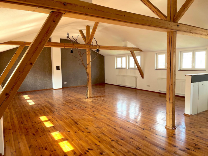 Wohnung zum Mieten in Aschaffenburg 930 € 100 m²