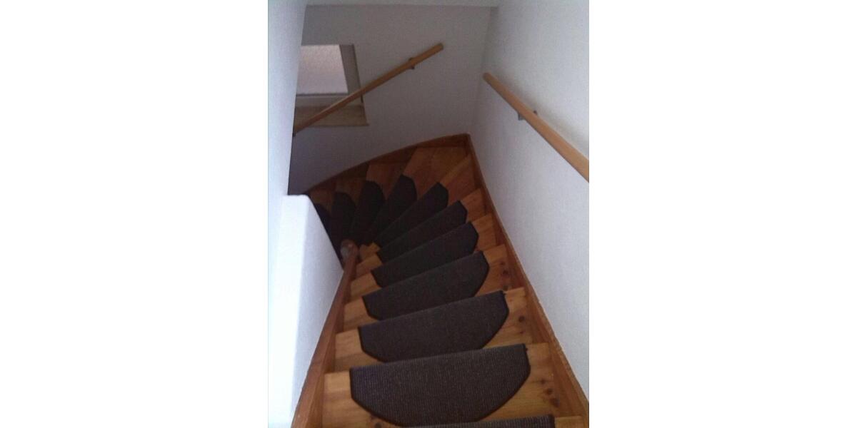 Dachgeschoßwohnung Lüneburg Ebensberg - 1.5 Zimmer, 30 m&sup2;, 380&euro; | Angebot:25784015