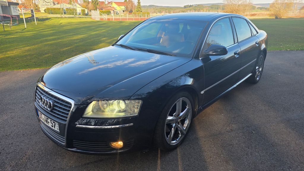 Audi A8 225.000 km 9.999 &euro; Aldingen 78554