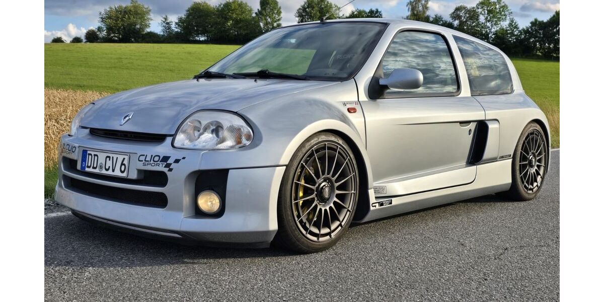 Renault Clio 69.018 km 57.700 &euro; Dresden 01328