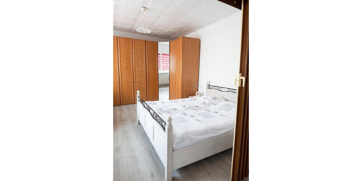 Etagenwohnung Heddesheim - 5 Zimmer, 111 m&sup2;, 1.090&euro; | Angebot:26012949