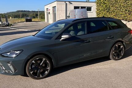 Cupra Leon 2.100 km 38.000 € Metzingen 72555