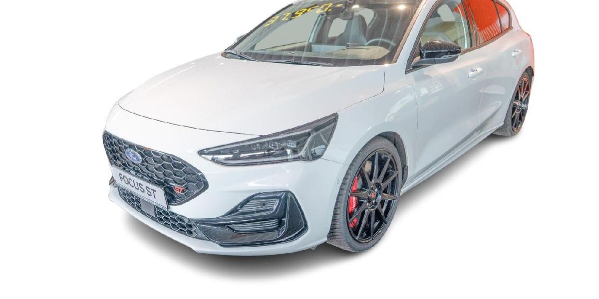 Ford Focus 17.903 km 37.950 € Miehlen 56357