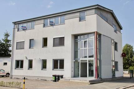 HORN IMMOBILIEN ++ Büroetage und auf Anfrage auch das ganze Gebäude! - Gewerbeobjekt Neubrandenburg Datzeberg | Angebot:14548490