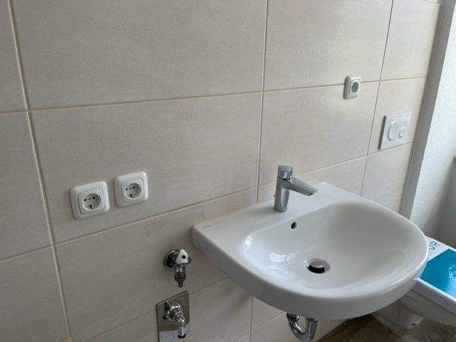 Etagenwohnung Halle (Saale) Innenstadt - 3 Zimmer, 86 m&sup2;, 520&euro; | Angebot:26439462