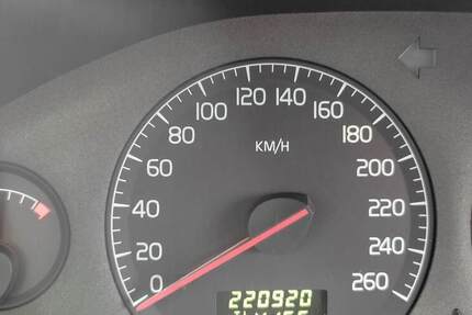 Volvo S80 220.920 km 2.199 &euro; München 81669