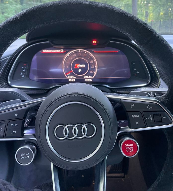 R8