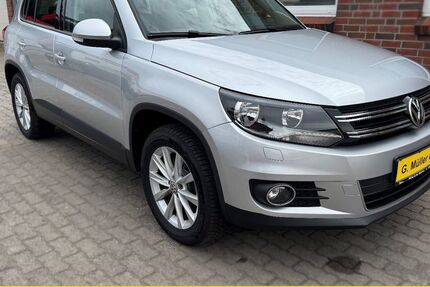VW Tiguan 66.500 km 15.480 &euro; Dägeling 25578
