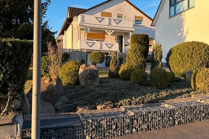 Zweifamilienhaus - Stadtnahe mit großem Garten 6 zimmer