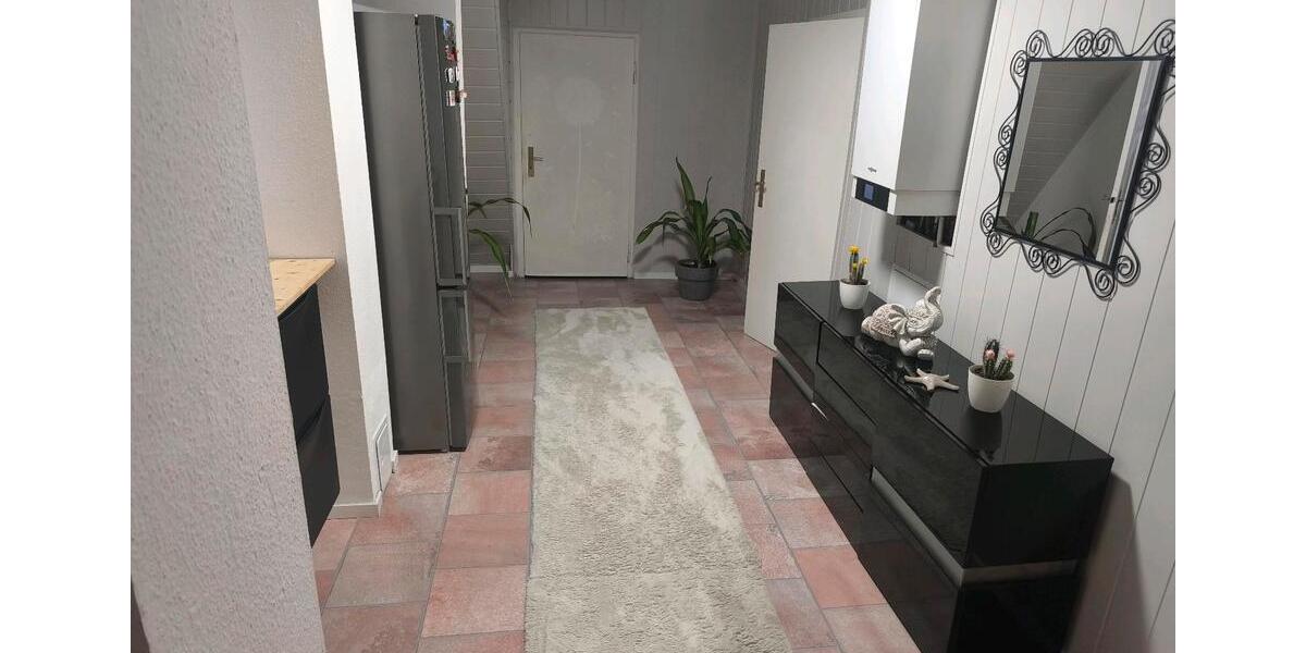 Etagenwohnung Luckenwalde - 4 Zimmer, 105 m&sup2;, 950&euro; | Angebot:26340439