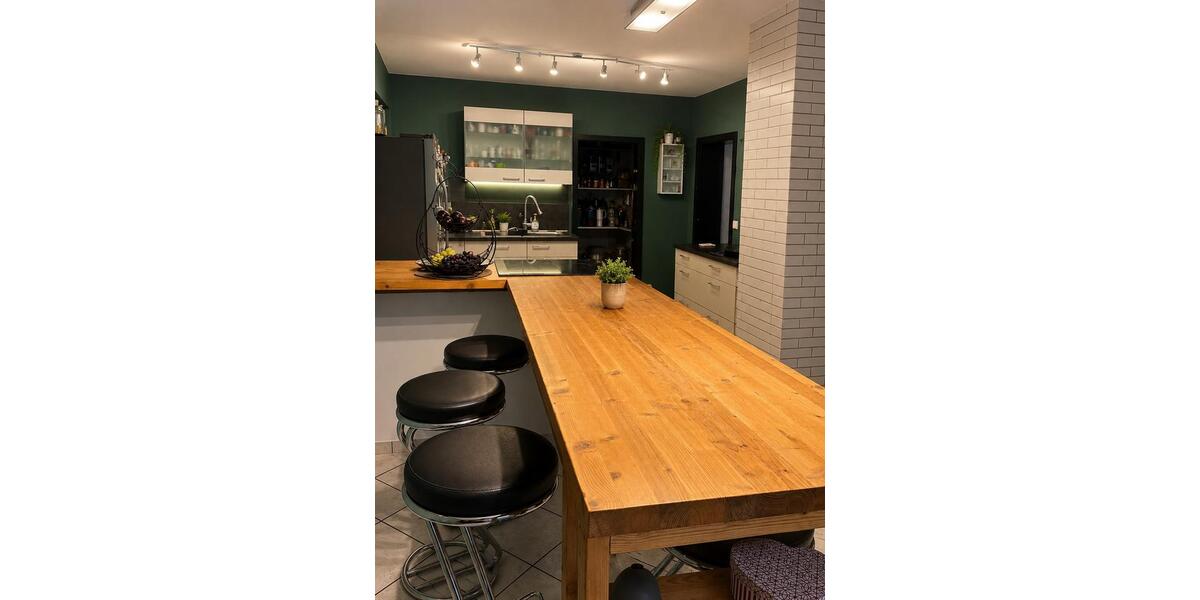 Einfamilienhaus Kirn - 6 Zimmer, 180 m&sup2;, 225.000&euro; | Angebot:26739793