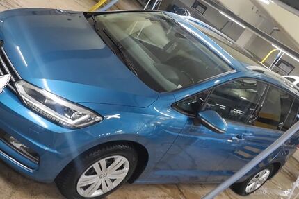 VW Touran 119.720 km 18.700 &euro; Bonn 53119