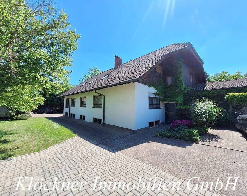 Mehrfamilienhaus in herrlicher Grünlage von SB-Klarenthal mit viel Potenzial