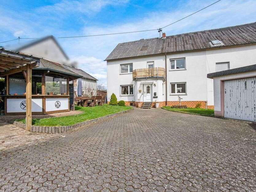 Haus zum Kaufen in Bad Bertrich 211.500 € 150.76 m²