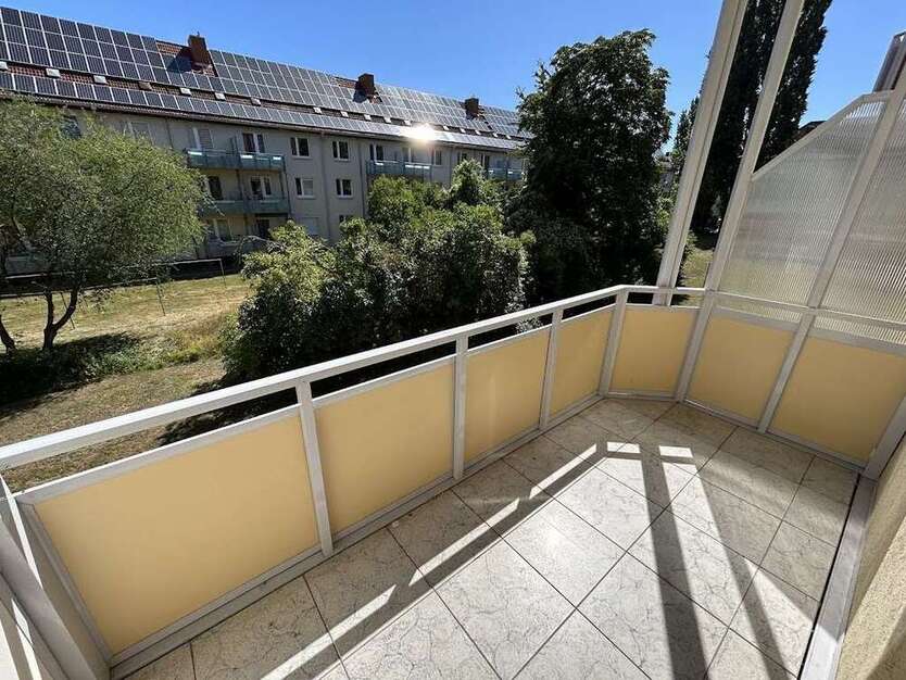 Wohnung zum Mieten in Magdeburg 313 € 53 m²