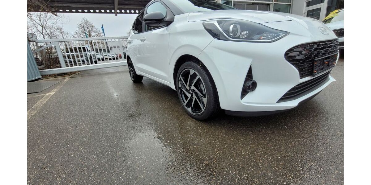 Hyundai i10 21.900 km 14.999 &euro; Laupheim 88471