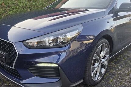 Hyundai i30 86.100 km 14.500 € Selters 56242