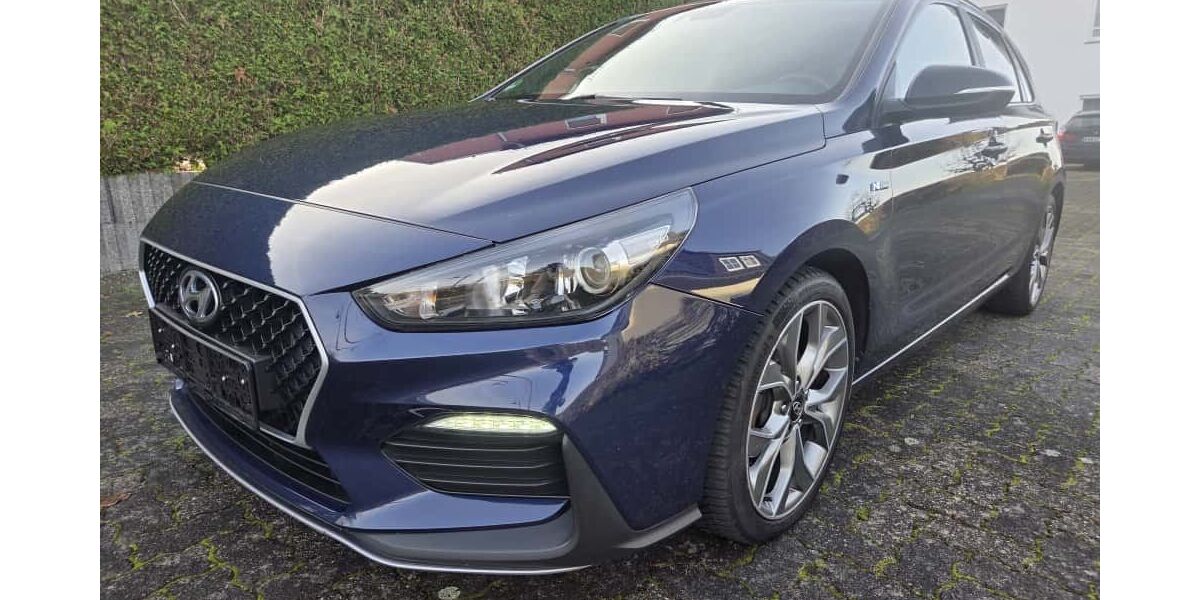 Hyundai i30 86.100 km 14.500 € Selters 56242