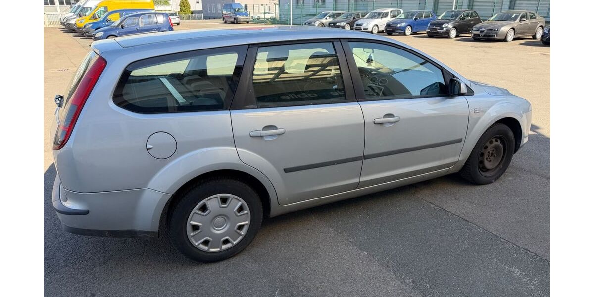Ford Focus 177.000 km 900 &euro; Bielefeld 33609