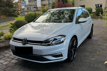 VW Golf 95.700 km 15.500 € Simmerath 52152