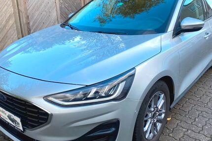 Ford Focus 71.000 km 18.800 &euro; Neumünster 24536