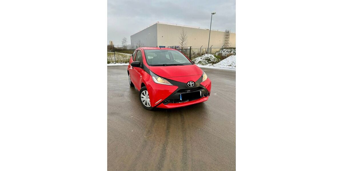 Toyota Aygo (X) 96.000 km 6.499 &euro; Bergheim 50129