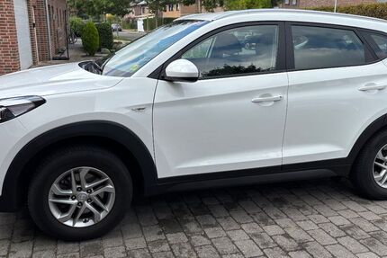 Hyundai TUCSON 76.788 km 13.300 € Rhede 46414