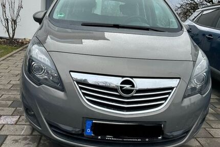 Opel Meriva 218.000 km 2.999 &euro; Reutlingen 72760