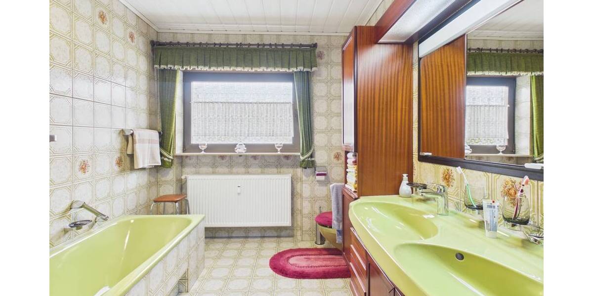 Bungalow Heusweiler / Niedersalbach Niedersalbach - 9 Zimmer, 226 m&sup2;, 498.000&euro; | Angebot:26359248