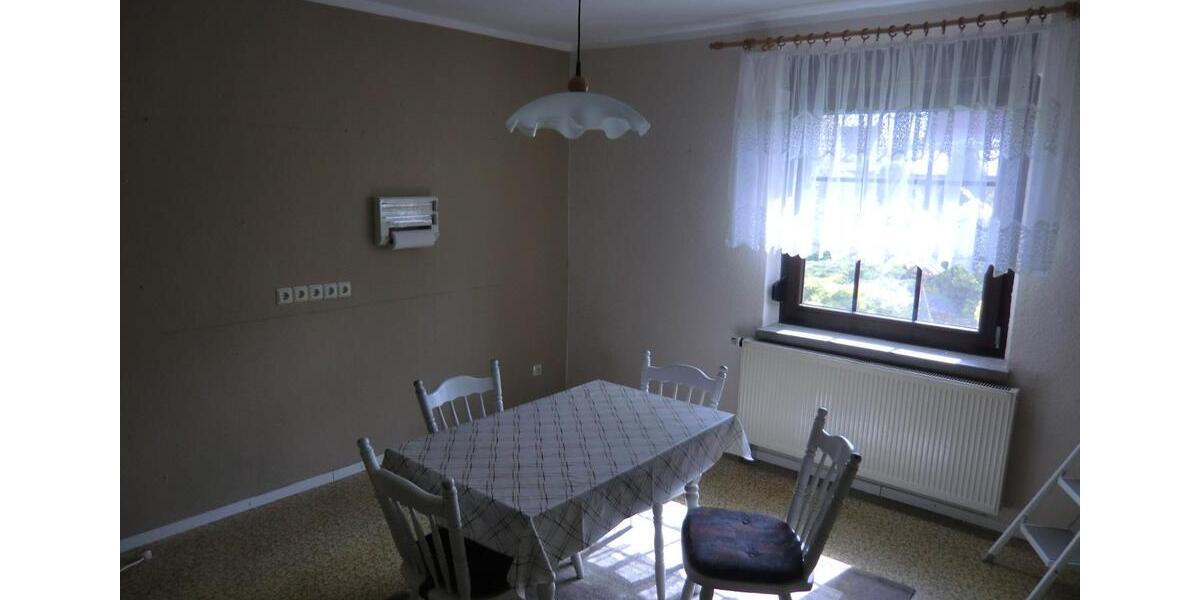 Einfamilienhaus Querfurt - 7 Zimmer, 120 m&sup2;, 250.000&euro; | Angebot:26918509