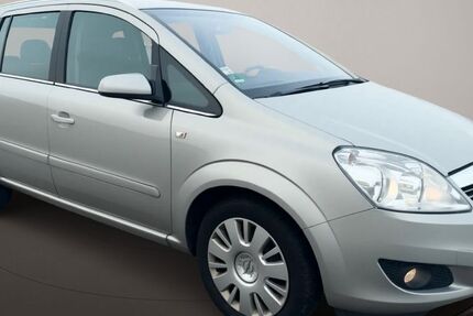 Opel Zafira 179.000 km 2.950 &euro; Frankfurt am Main 65933