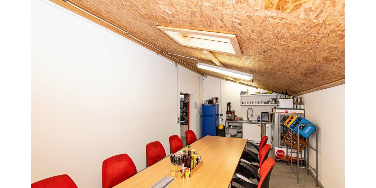 Vielseitige Werkstatt mit großzügiger Freifläche und Raum für Ideen - Gewerbeobjekt Eschlkam | Angebot:24787949