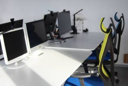 Schreibplatz für Co-Worker oder Team in kollegialen Büro in Giesing - All-in-Miete