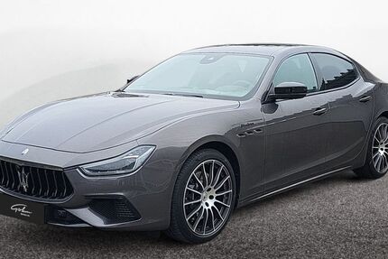 Maserati Ghibli 7.900 km 77.399 &euro; Singen 78224