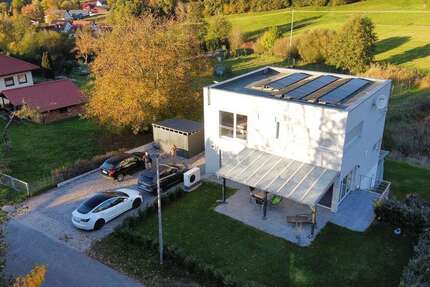 Haus zum Mieten in Eggolsheim 1.689 € 149 m² 4.5 zimmer