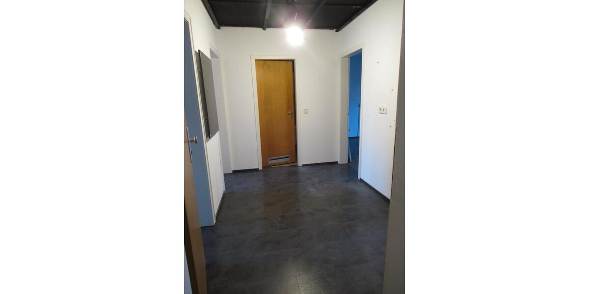 Dachgeschoßwohnung Mönchengladbach West - 3 Zimmer, 57 m&sup2;, 520&euro; | Angebot:26008394