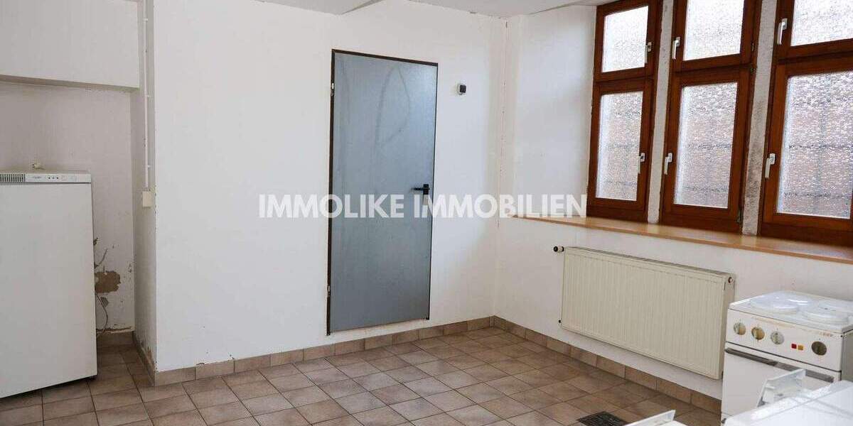 Mehrfamilienhaus, Wohnhaus Steinau an der Straße Steinau - 8 Zimmer, 207 m&sup2;, 239.000&euro; | Angebot:25845730