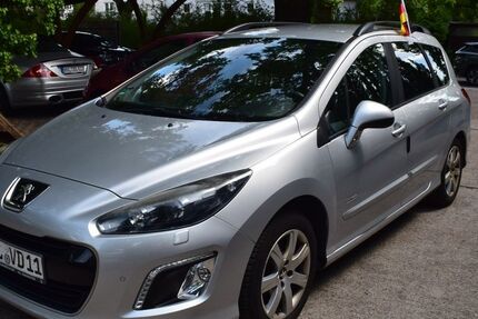 Peugeot 308 137.000 km 6.300 &euro; Falkensee 14612