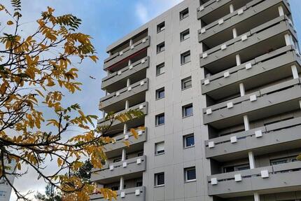 2,5-Zi.-Wohnung mit Balkon & Aufzug (72 qm) zimmer