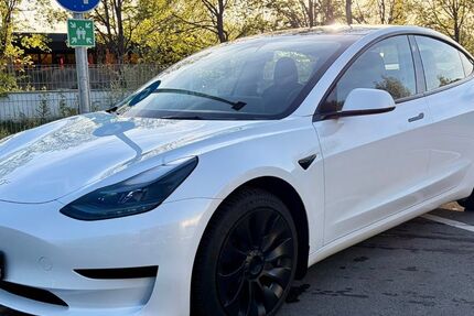 Tesla Model 3 44.000 km 29.800 &euro; Zwiesel 94227