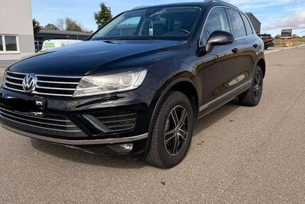 VW Touareg 172.000 km 17.000 &euro; Bodelshausen 72411