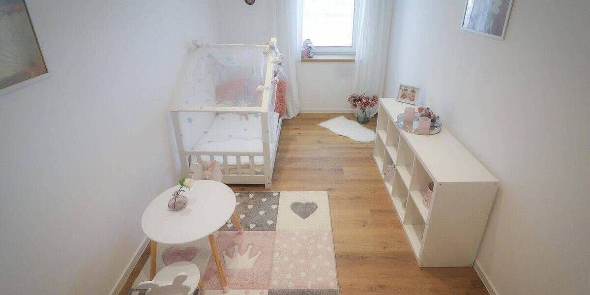 Etagenwohnung Bergrheinfeld - 3 Zimmer, 75 m&sup2;, 279.000&euro; | Angebot:26795269